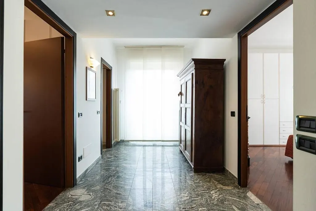 Fantastic Two Bedroom Zara 5Th Fl- Mirable Pm Milan