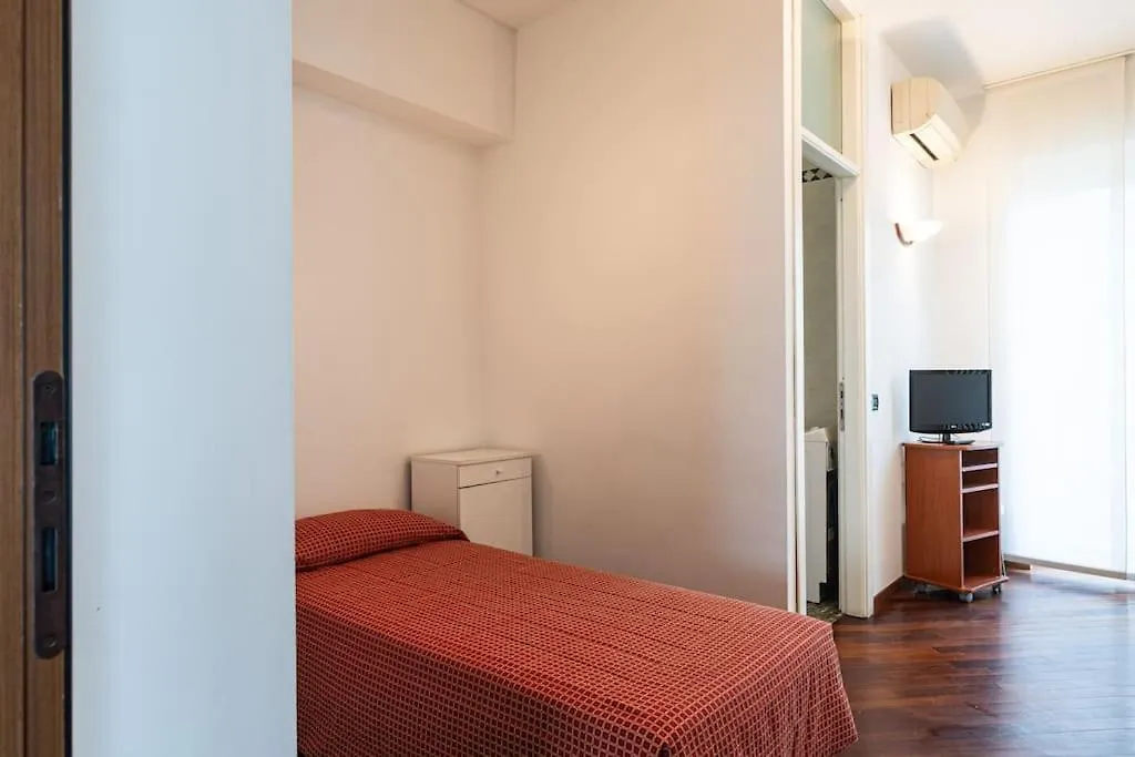 Fantastic Two Bedroom Zara 5Th Fl- Mirable Pm Milan Apartment