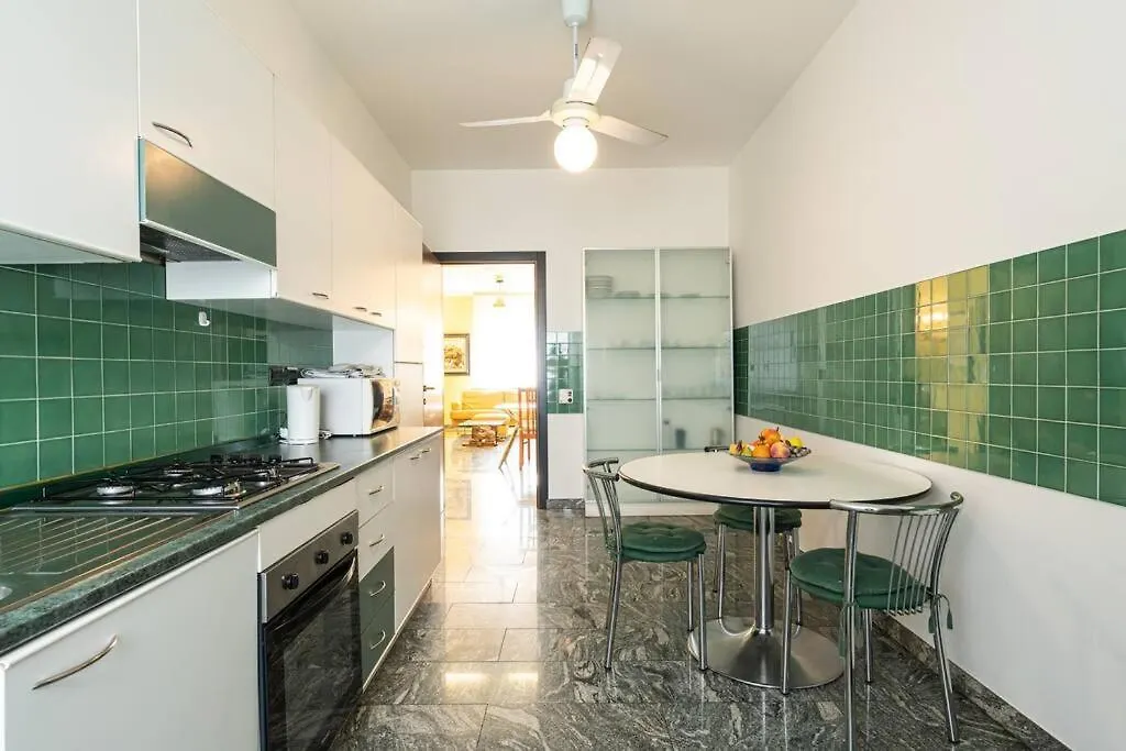 Apartment Fantastic Two Bedroom Zara 5Th Fl- Mirable Pm Milan Italy