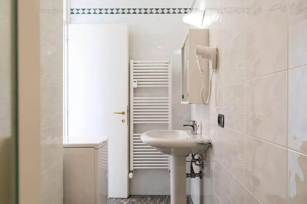 Fantastic Two Bedroom Zara 5Th Fl- Mirable Pm Milan Apartment