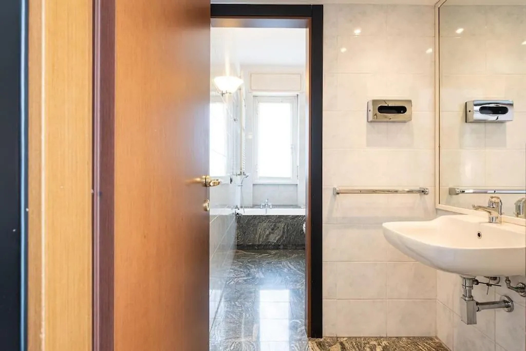 Fantastic Two Bedroom Zara 5Th Fl- Mirable Pm Milan